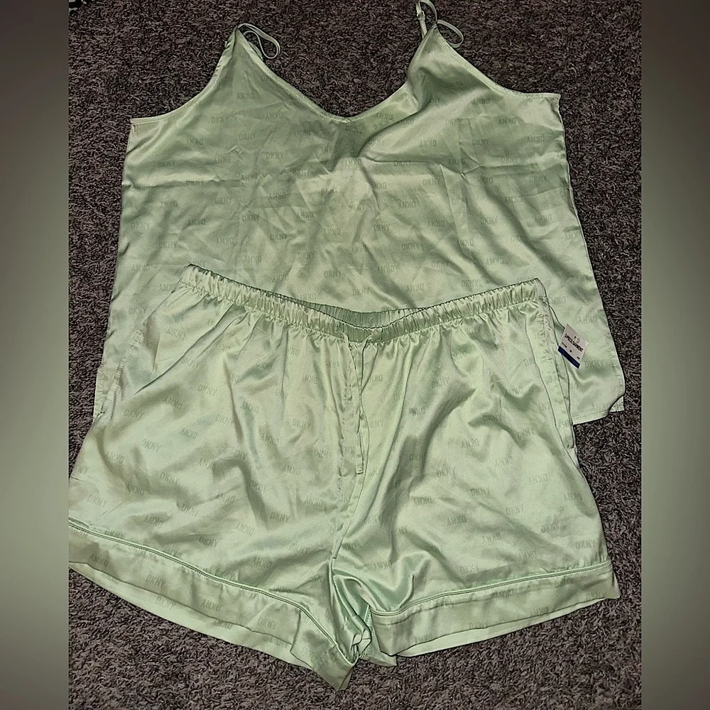Women’s DKNY Mint Green Sexy Silky 2-Piece Short Tank Loungewear Set Size XL NWT